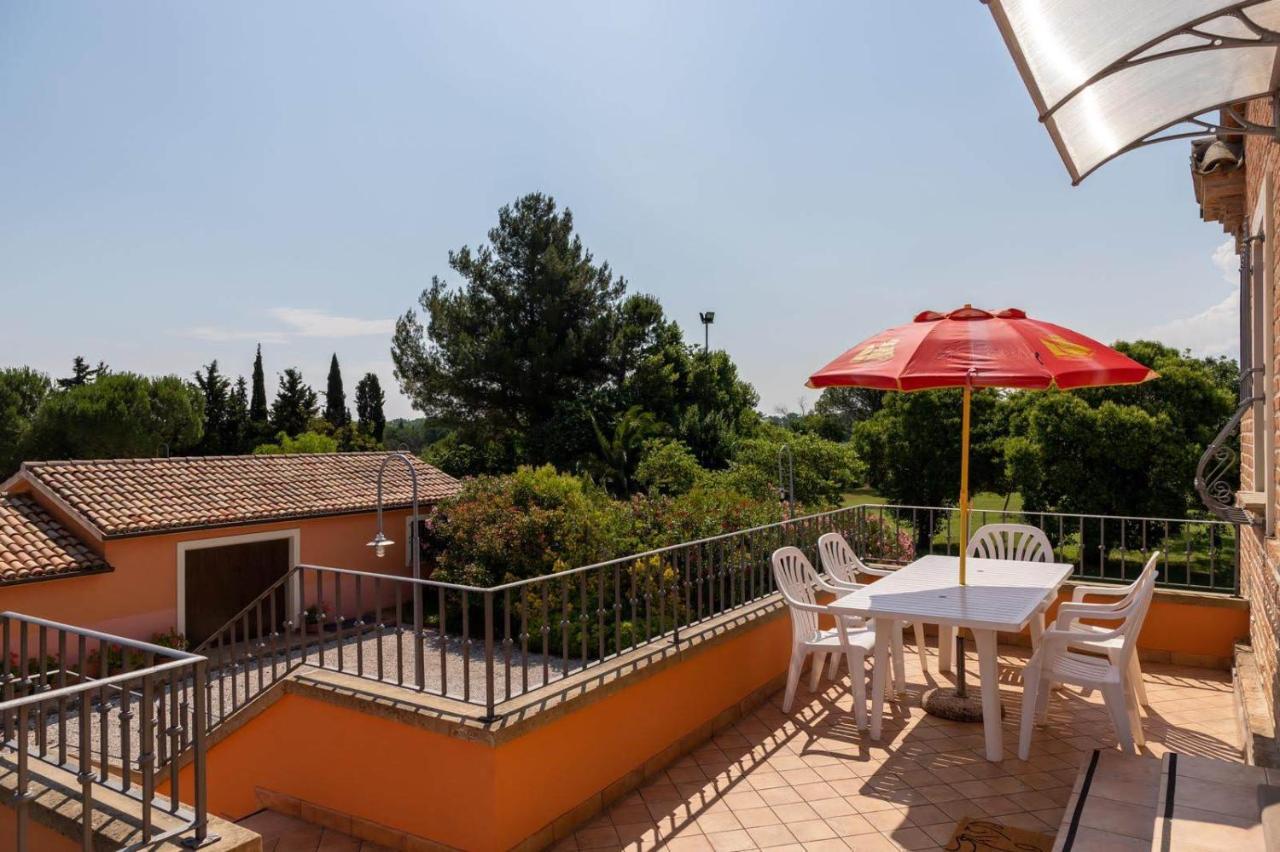 Villa Martina Fano Kültér fotó